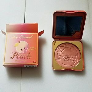 Too Faced Papa Don't Peach Blush