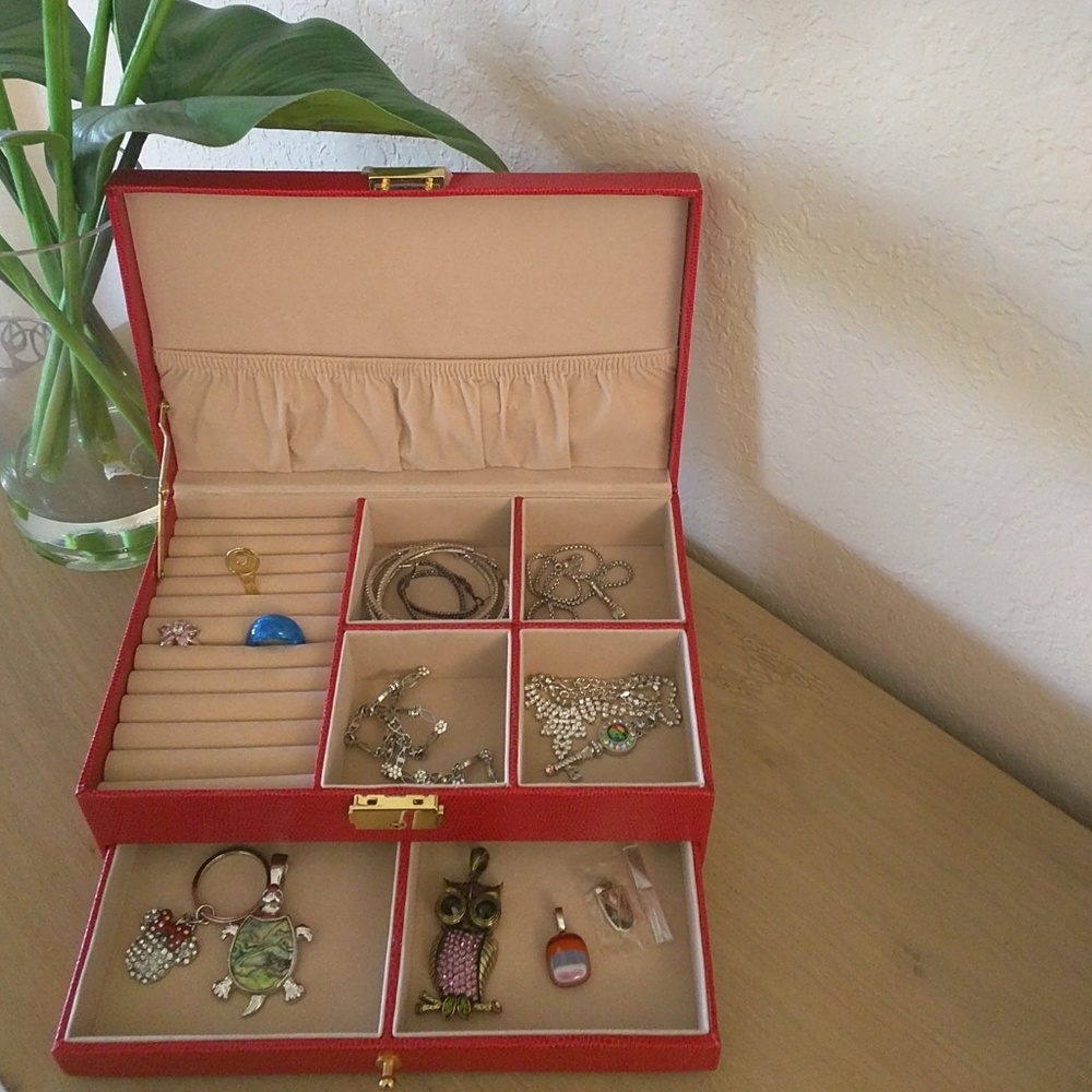 Red  Leather Jewelry Box  With jewelry