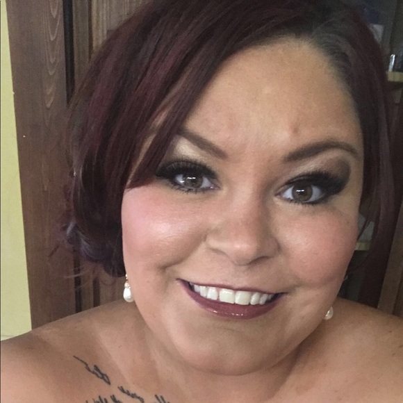 Meet your Posher, Ashley - Picture 1 of 1