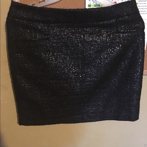 Mini skirt - Picture 2 of 2