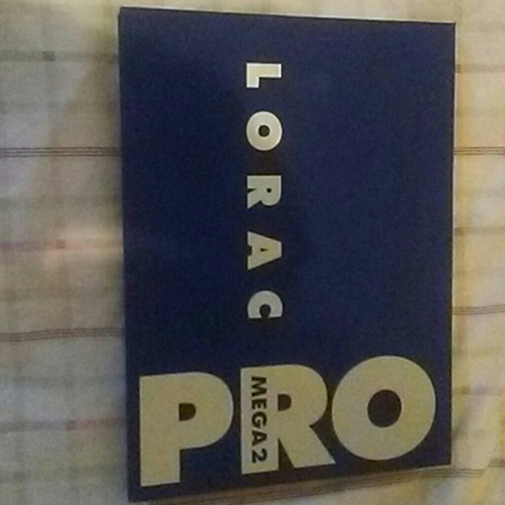 Lorac mega pro2 palette
