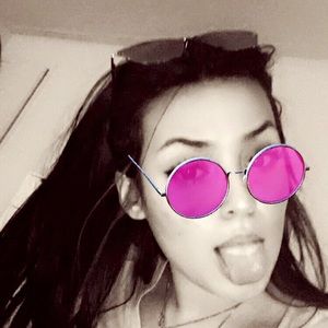 Meet your Posher, Juliet