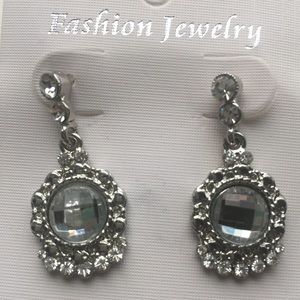 Clear Sparkling Occasion Earrings