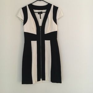 Laundry by Shelli Segal zip up bandage dress NWT