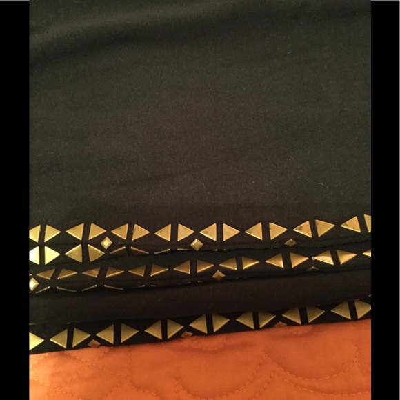 REDUCED PRICE! Triangle stud black leggings. - Picture 5 of 7