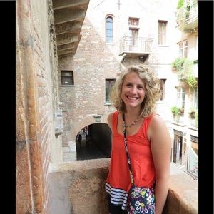 Meet your Posher, Alyssa