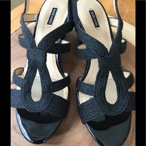 🌺 Alex Marie Black Wedge Sandals 🌺