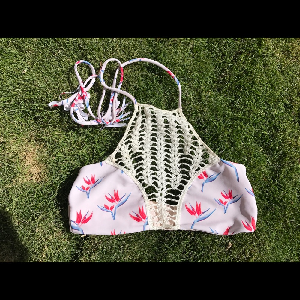 NWOT Acacia BOP Panama top M