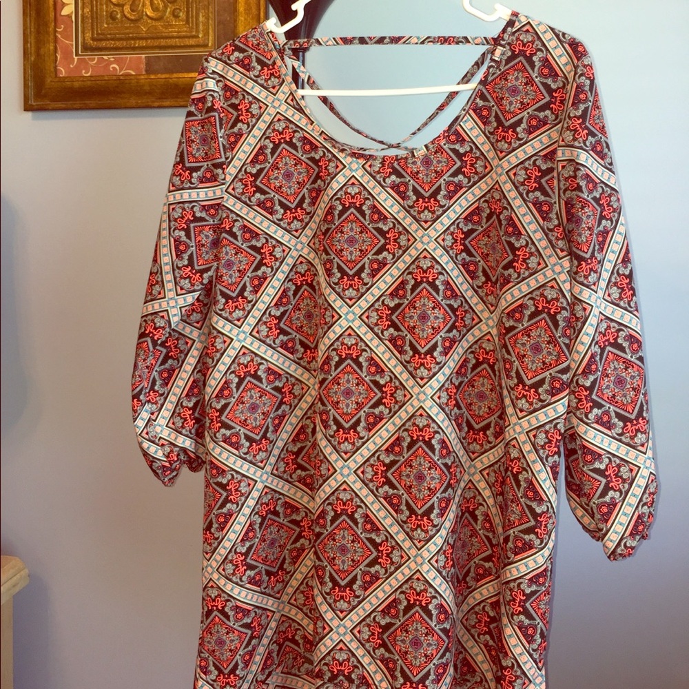 Hello Spring blouse! - Picture 2 of 2
