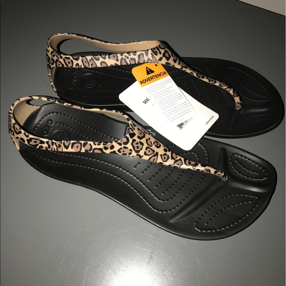 Crocs flip flops sandals new