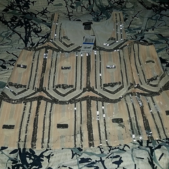 Out fit - Picture 4 of 5