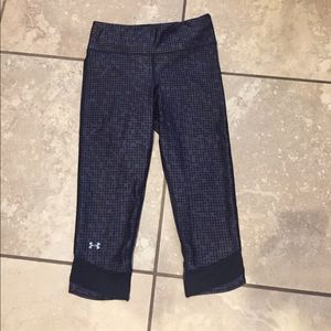 Under Armour running capris