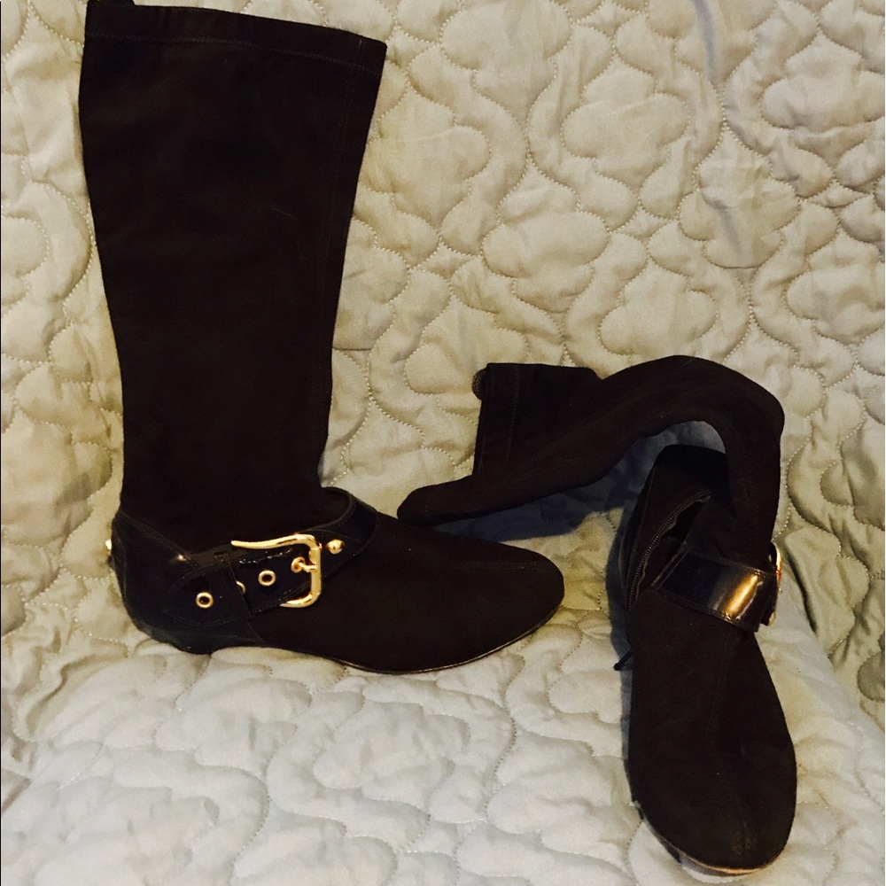 Black mid leg boots