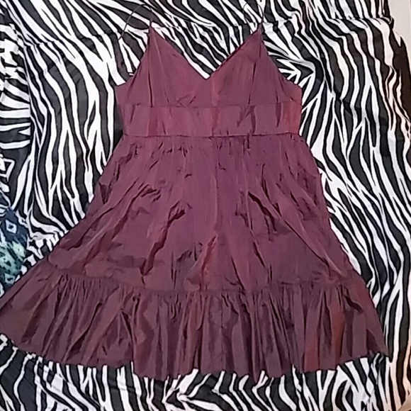 Dress - Picture 3 of 4