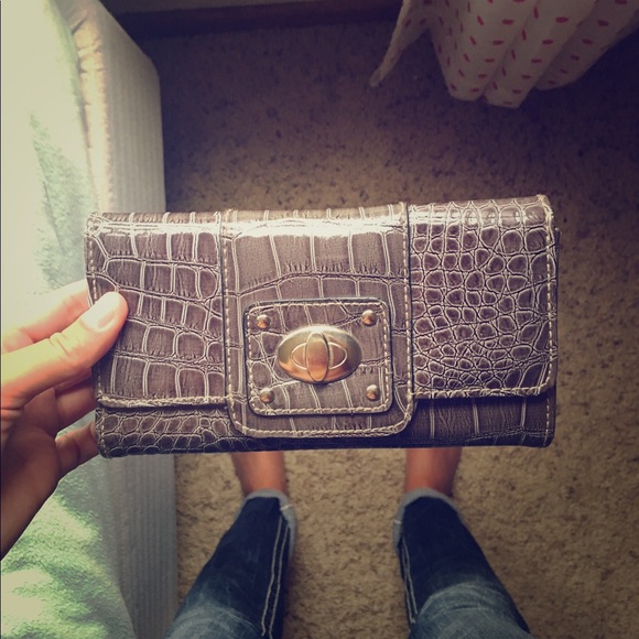 Gray snake print wallet - Picture 1 of 5