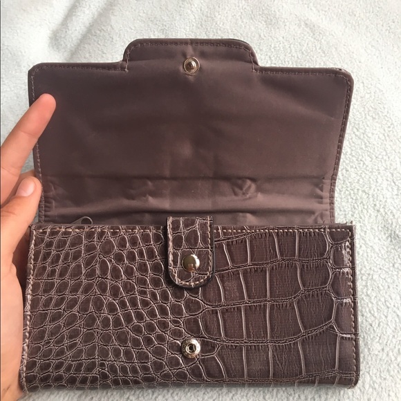 Gray snake print wallet - Picture 2 of 5