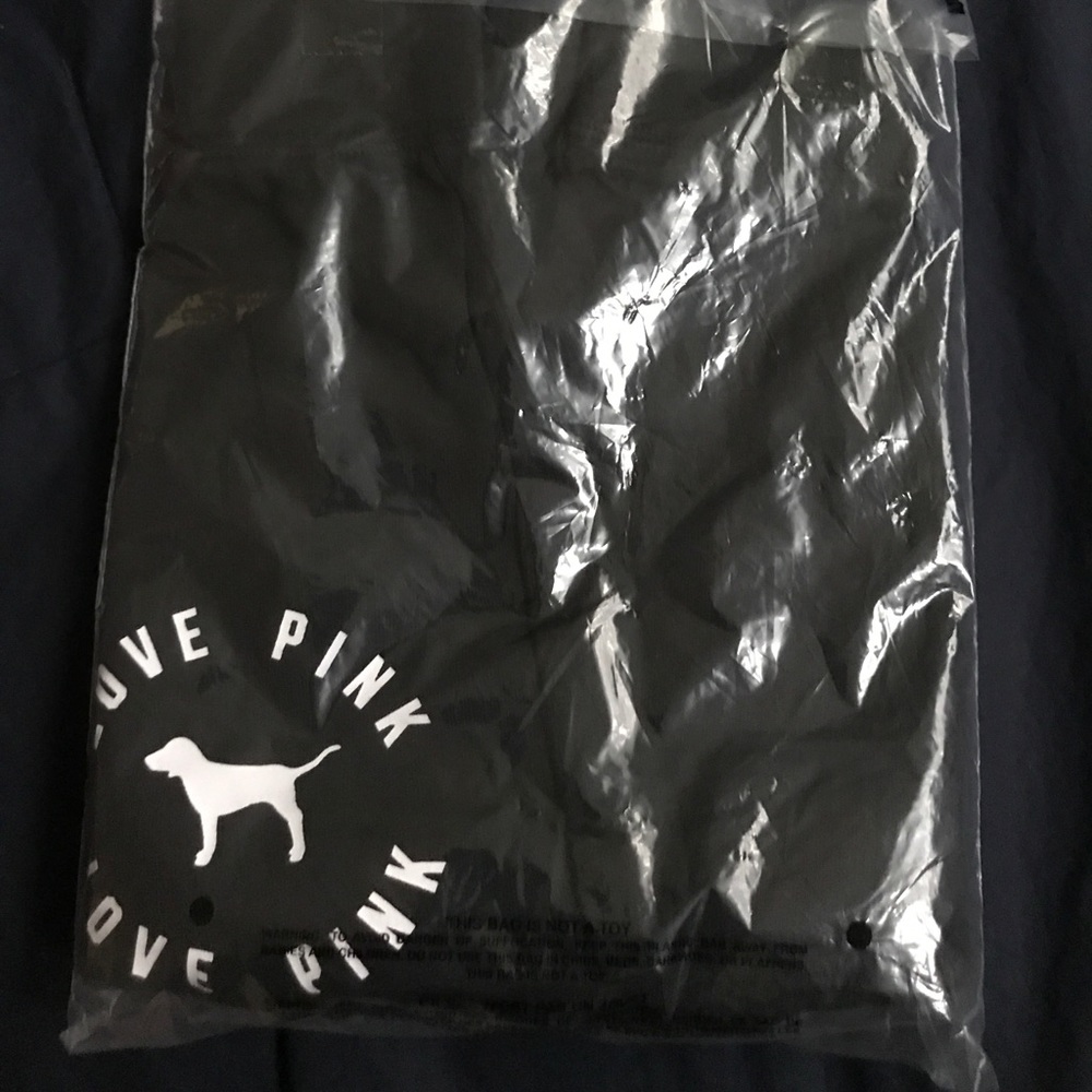 ✨Last ☝️ S left✨PINK VS boyfriend shorts NIP - Picture 3 of 3