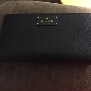 Kate spade wallet never used with tags