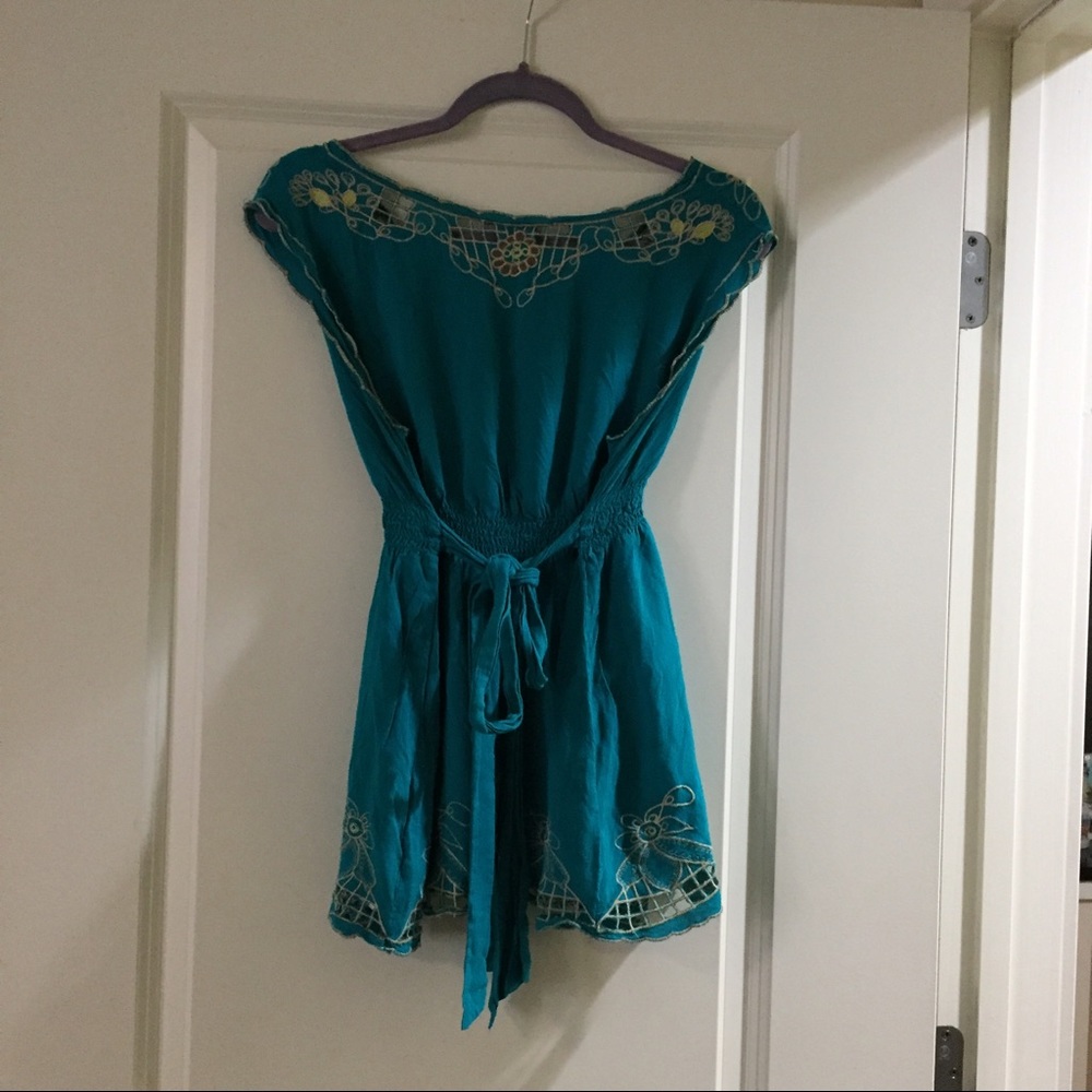 Turquoise top - Picture 3 of 4