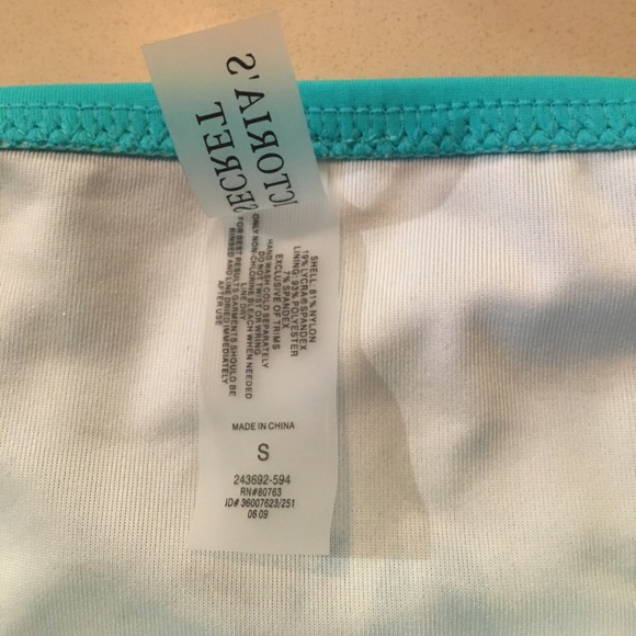 VS Bikini - Picture 3 of 7