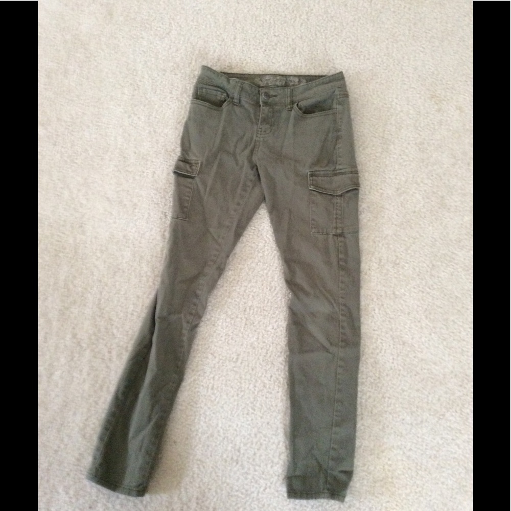 Green skinny cargo pants