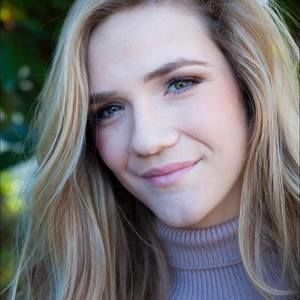 Meet your Posher, Kaitlyn