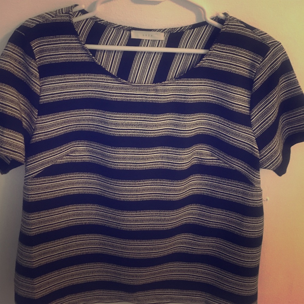 Lush Nordstroms Black and White Shortsleeved