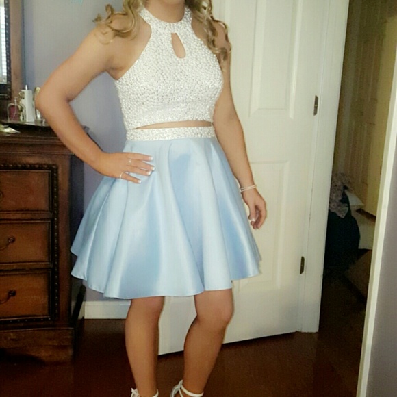 Prom Dress - Picture 3 of 3