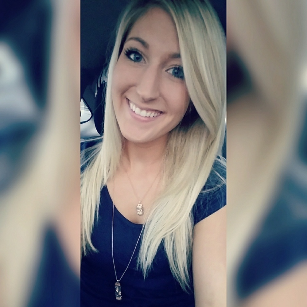 Meet your Posher, Hannah