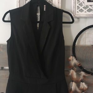 FOREVER 21 BLACK JUMPSUIT