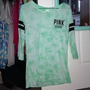 Green Tie-Dye Tee Shirt Super Cute and Soft