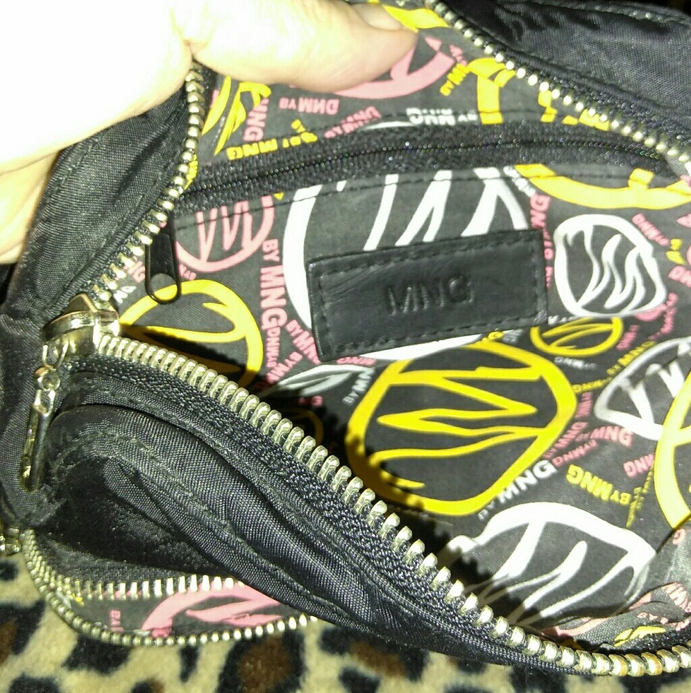 πMNG small black handbag - Picture 3 of 4