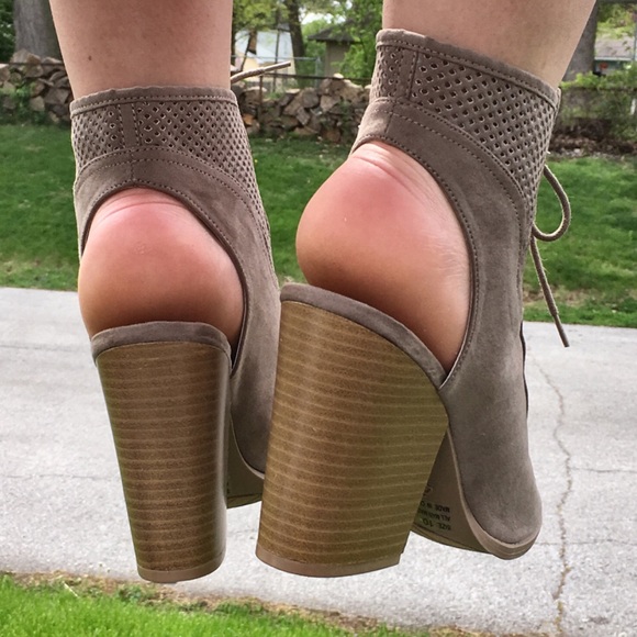 Qupid Taupe Suede Perforated Booties! NEW! - Picture 4 of 7