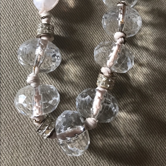 Blush colored Anthropologie necklace - Picture 4 of 6