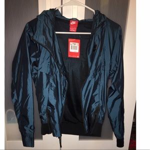 NWT NIKE Woven T2 track jacket