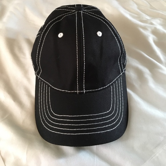 Hat - Picture 1 of 2