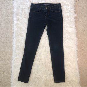 American Eagle dark wash jegging! Size 8 Long