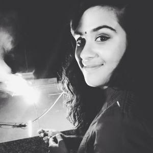 Meet your Posher, Aashrita