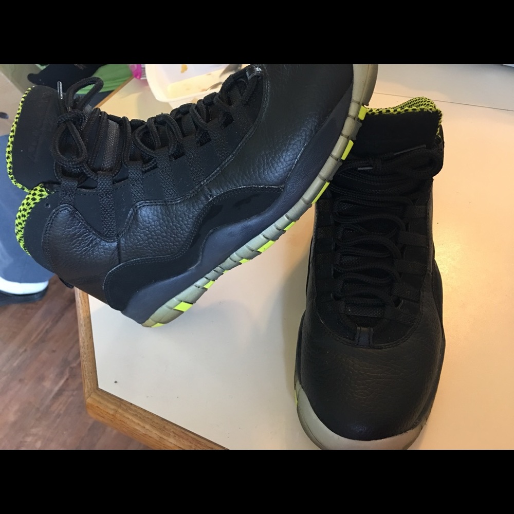 Air Jordan 10 “Venom Green