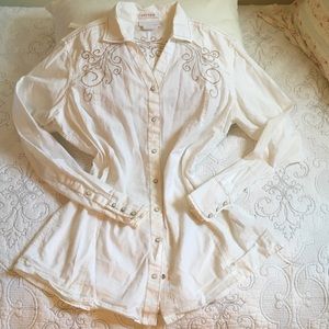 Like new women's fitted Ariat western shirt