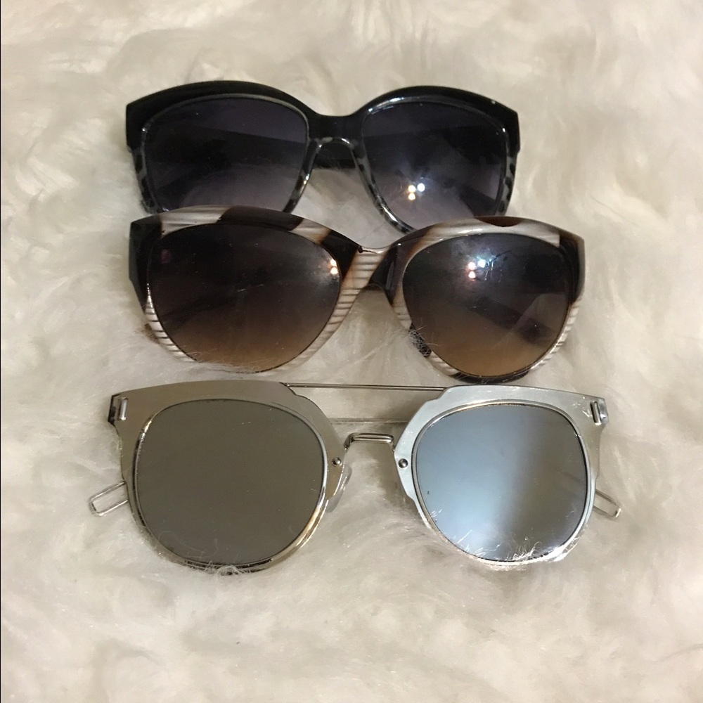 Lot of sunglasses