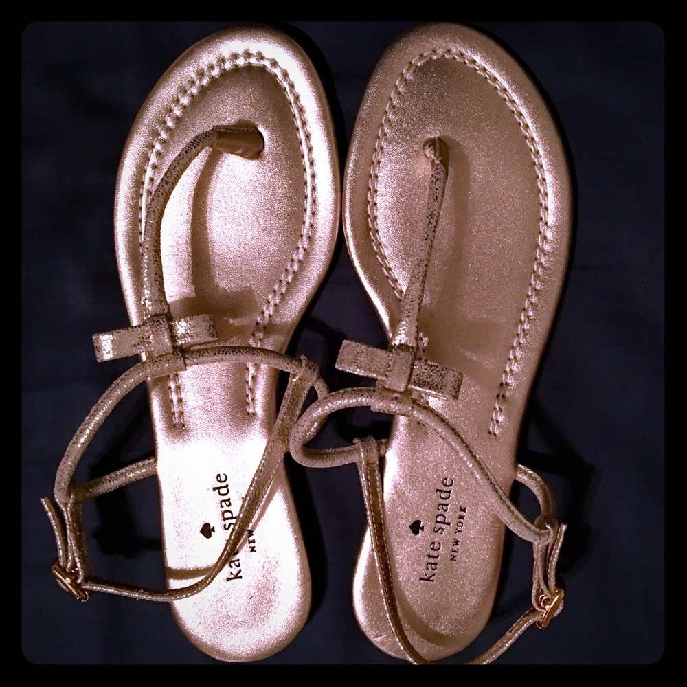 SOLD! EUC kate spade Gold Sparkle Bow Sandals 7.5
