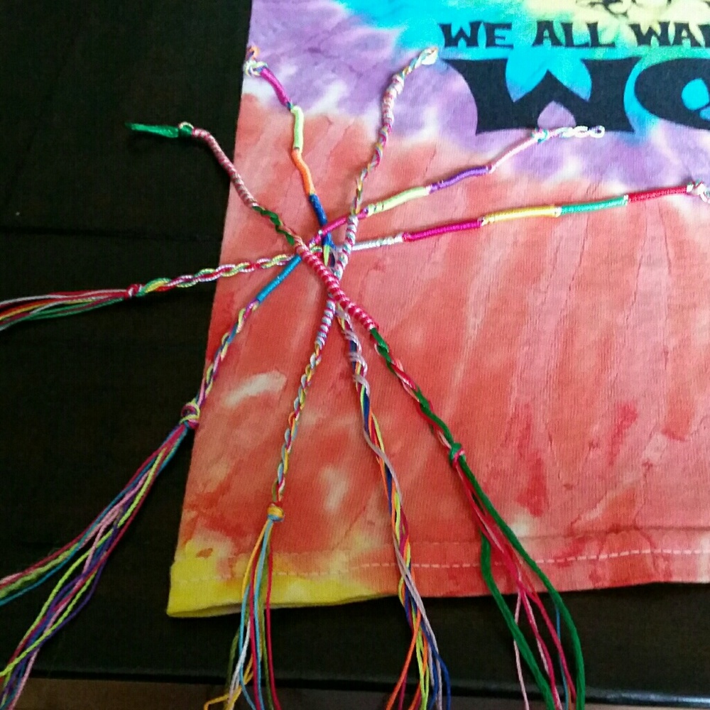John Lennon Tee& Friendship Bracelets BUNDLE)NWT - Picture 5 of 5