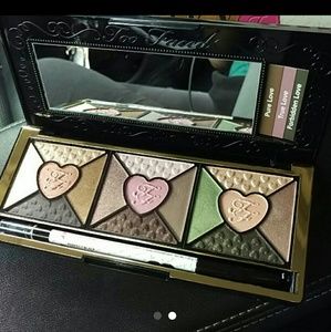 Sold!! New Too Faced Love Eyeshadow Palette