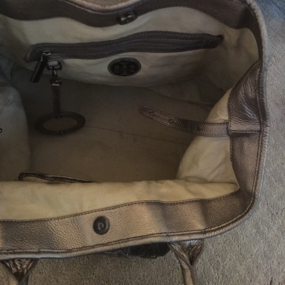 Leather Tory Burch tote - Picture 4 of 4