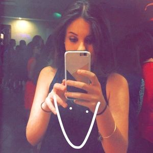 Meet your Posher, Ella rose