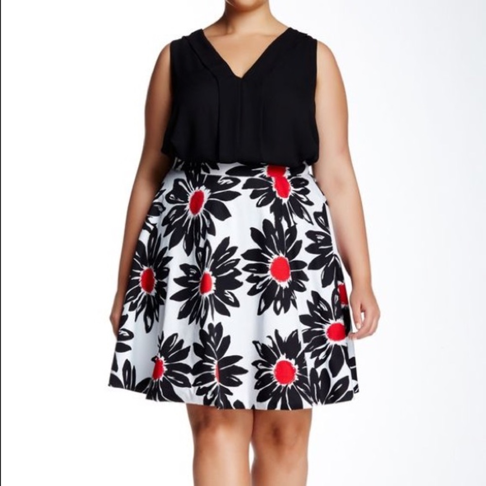 CLEARANCE 6x HP🔥🔥Floral Skirt