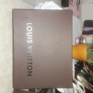 Louis vuitton box for purses