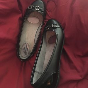 Life Stride Velocity Memory Foam shoes