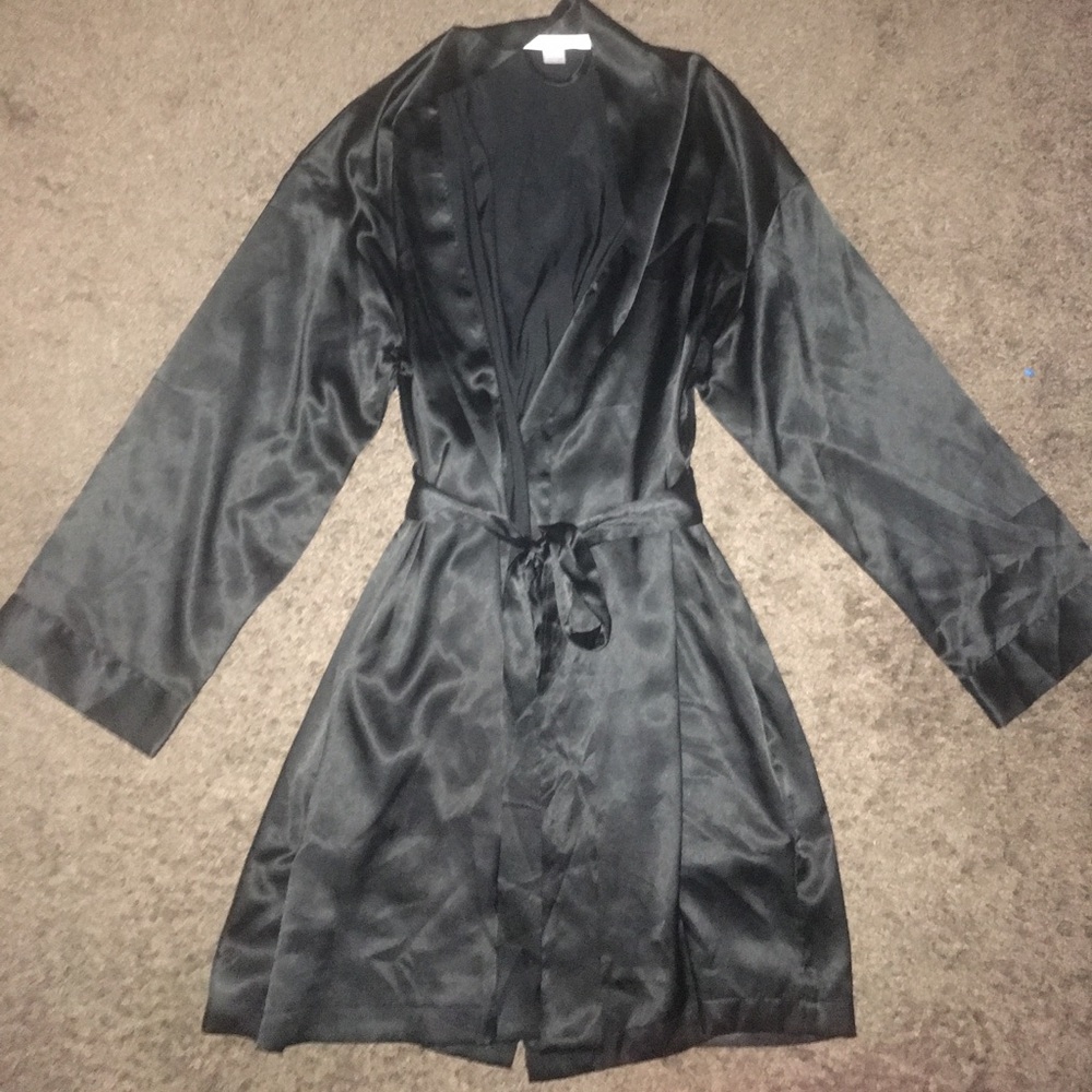 Black Victoria's Secret robe